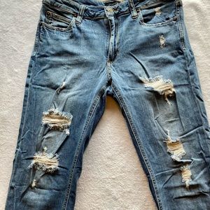 Destroyed Denim BF Jeans